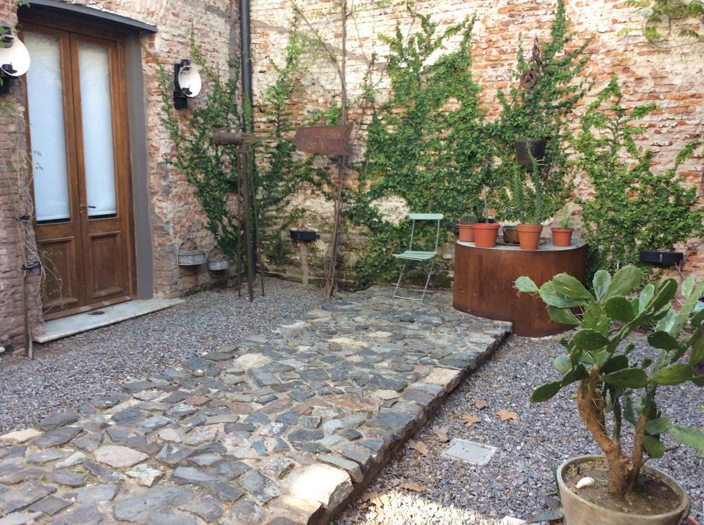 El Patio De Las Glicinas Colonia del Sacramento Buitenkant foto